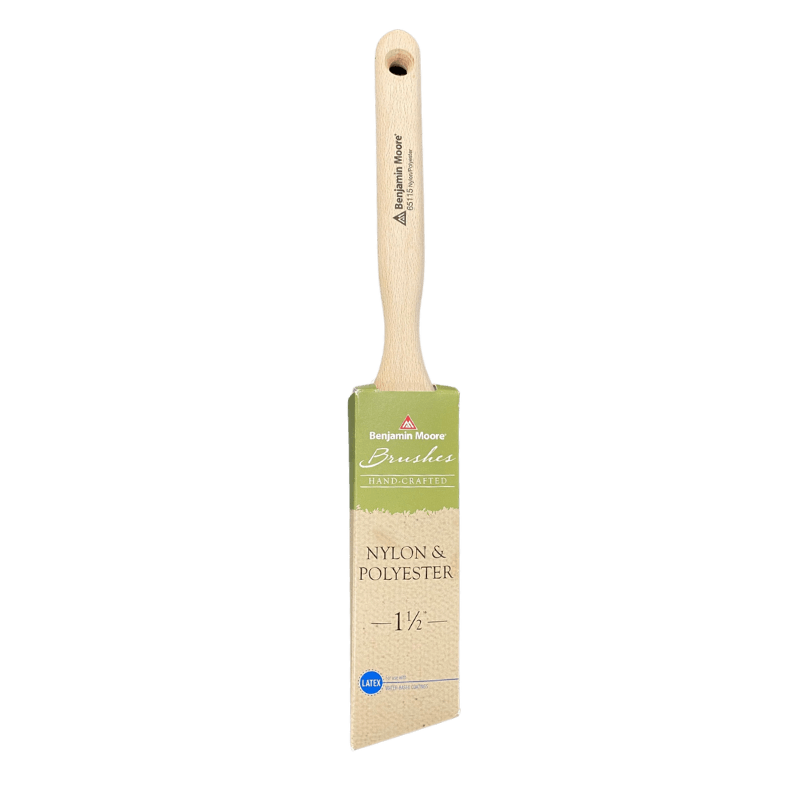 Benjamin Moore Angle Paint Brush 1-1/2 in. | Gilford Hardware