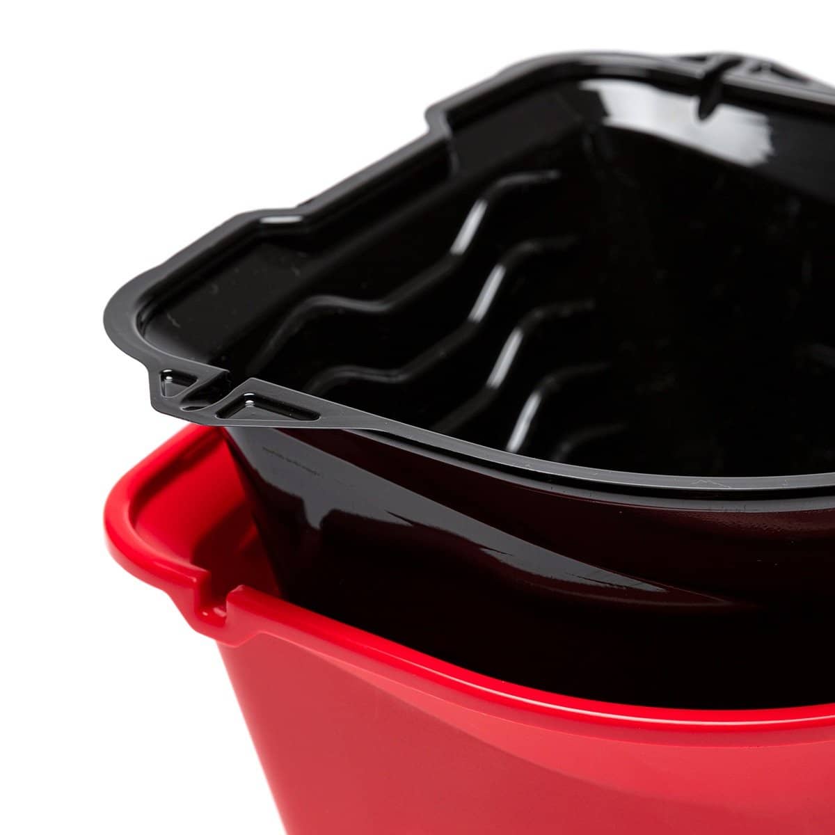 HANDy Pro Red 1/2 gal. Plastic Paint Pail | Gilford Hardware 